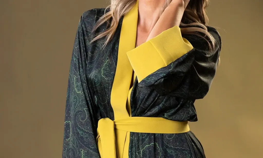 Abayas Through the Centuries